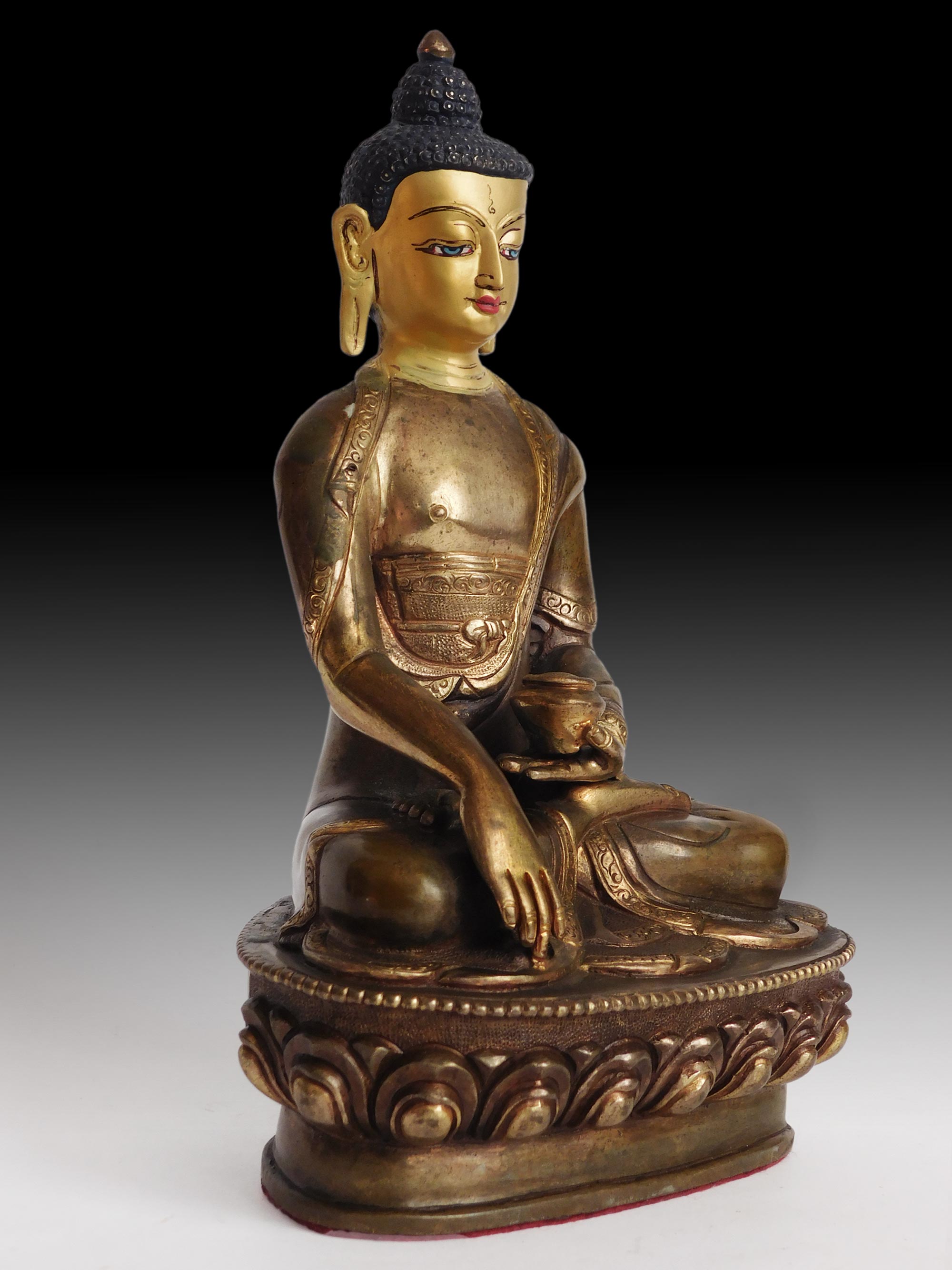 Antique Tibetan Aksobya Buddha 