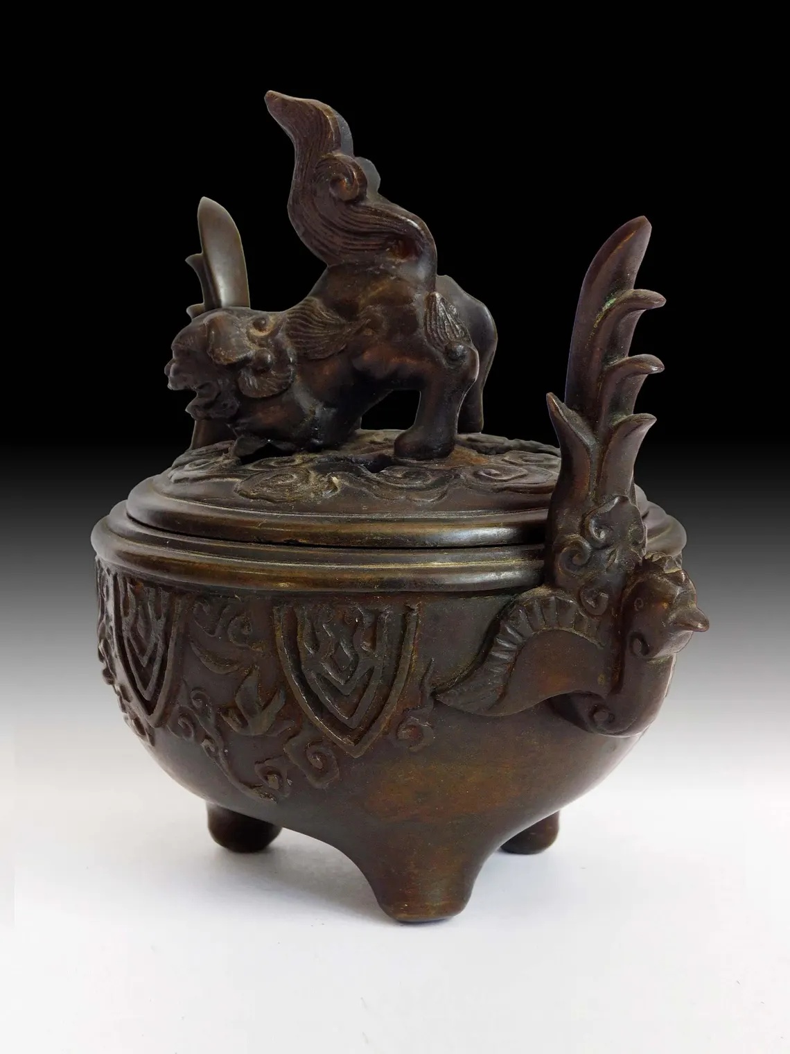 Antique Shishi Phoenix Bronze Koro